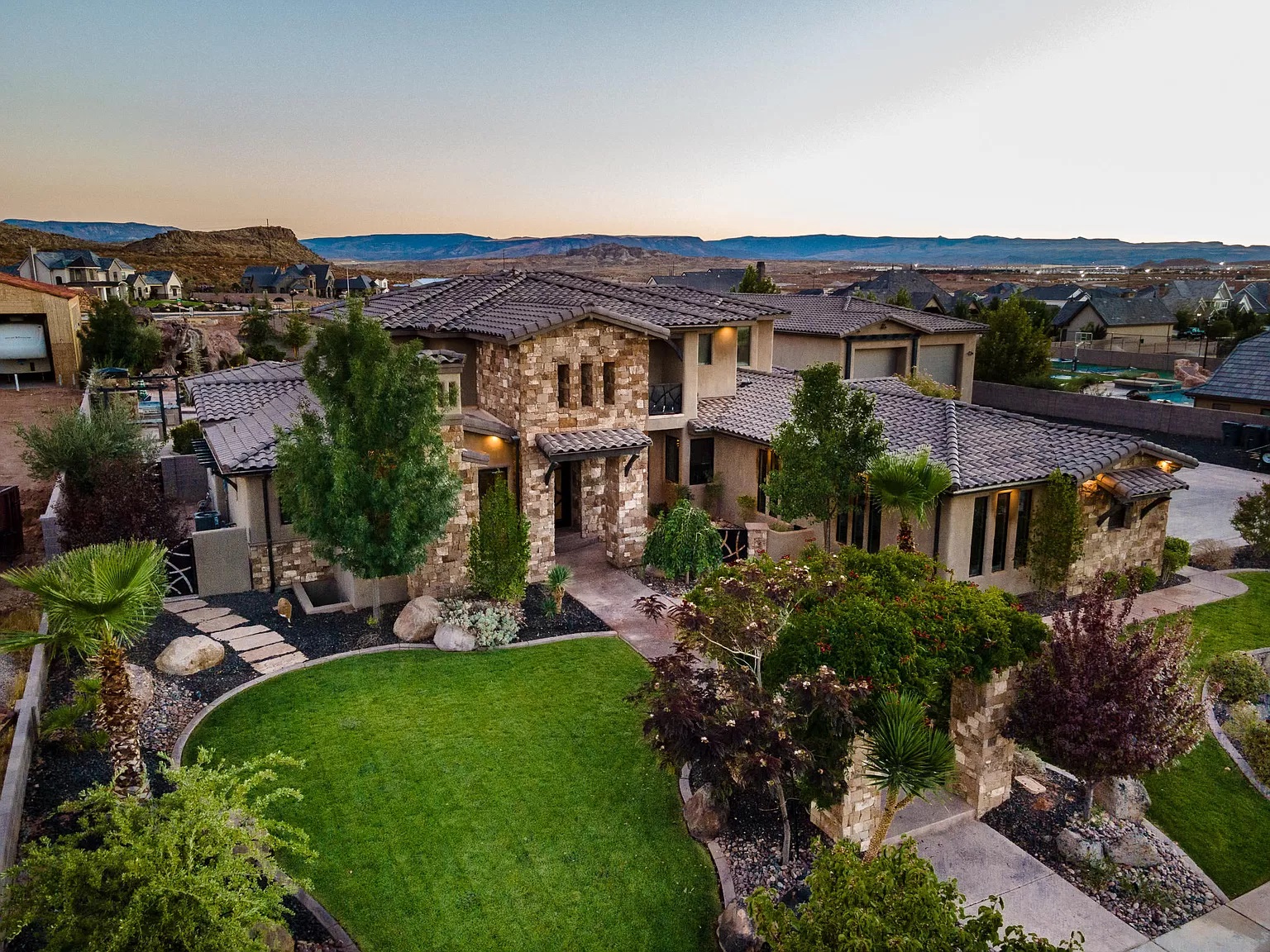 Bright Line Custom Homes